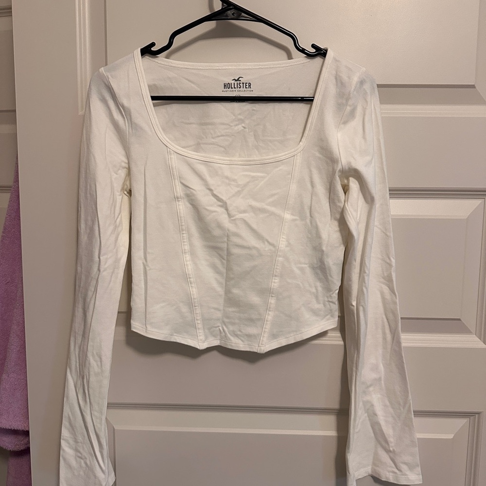 Hollister shirt
